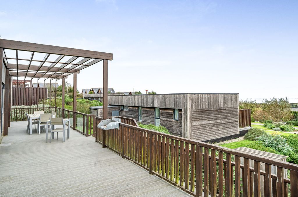 Property photo 3 of 22 Deck With Pergola
