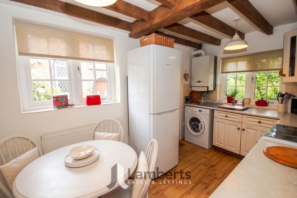 Property photo 3 of 17 Kitchen/Diner