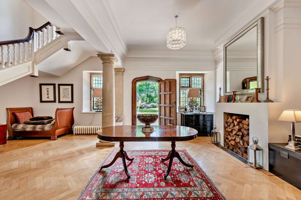 Property photo 3 of 40 Reception Hall