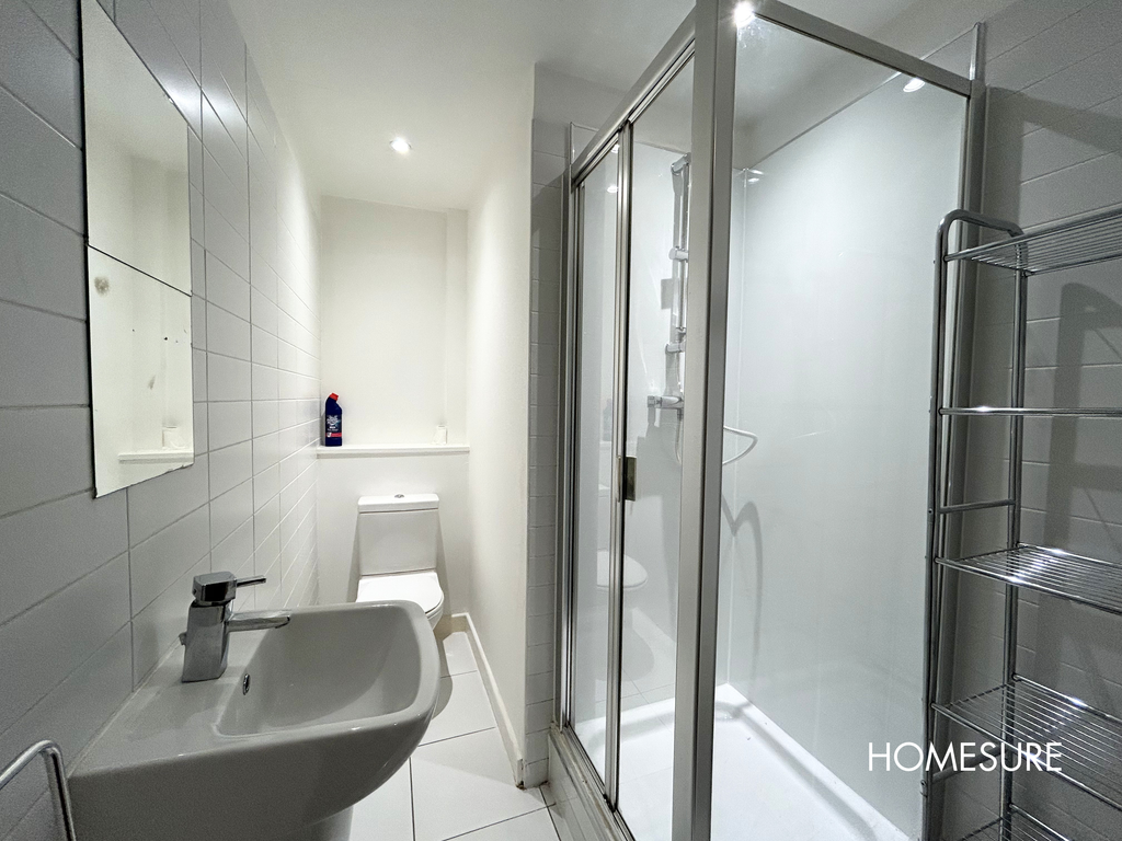 Property photo 3 of 6 Bathroom