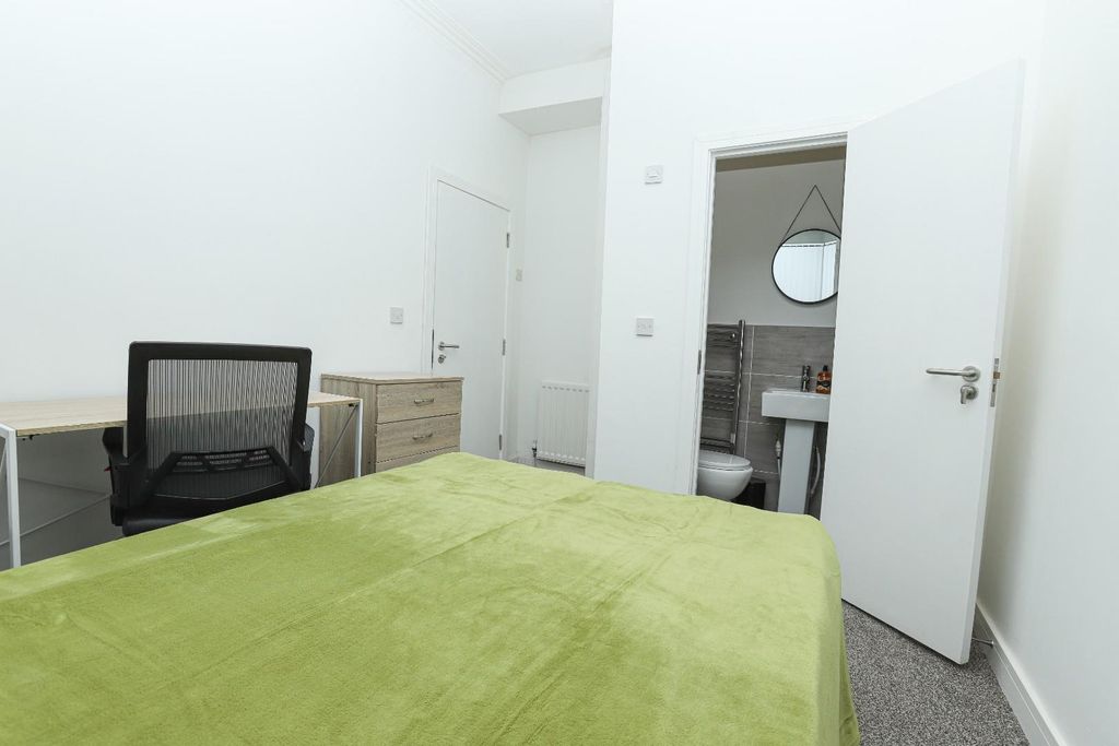 Property photo 2 of 30 Img_7907.Jpg