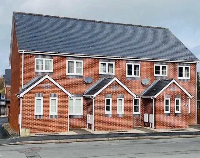Property photo 1 of 16 External View