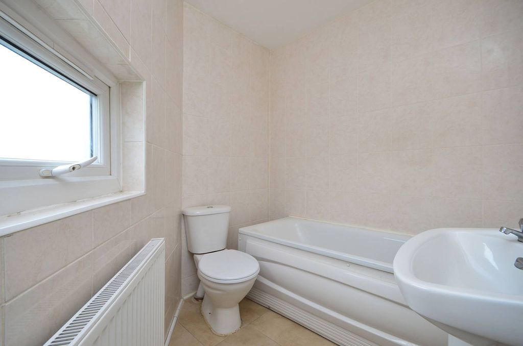 Property photo 2 of 2