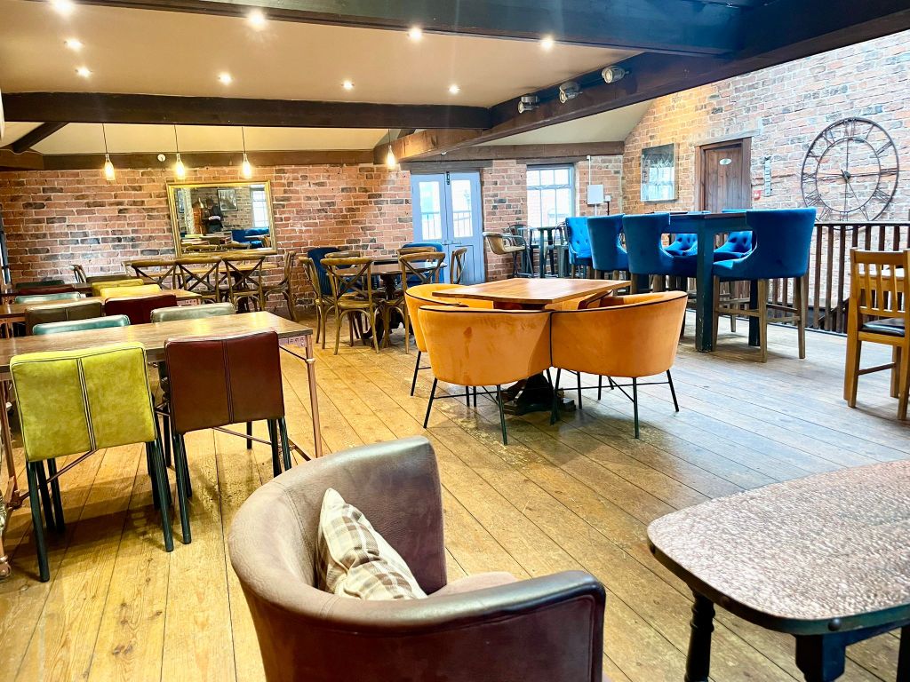 Property photo 3 of 14