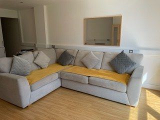 Property photo 1 of 5 Studio In Castle Buildings, Swansea Sa1