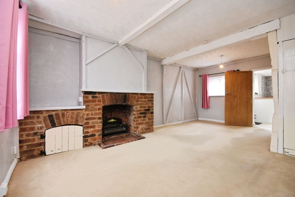 Property photo 3 of 13
