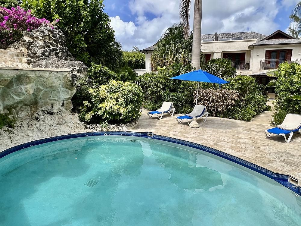 Property photo 2 of 21 Claridges Villa 10