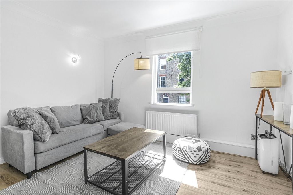 Property photo 3 of 13 Reception Room