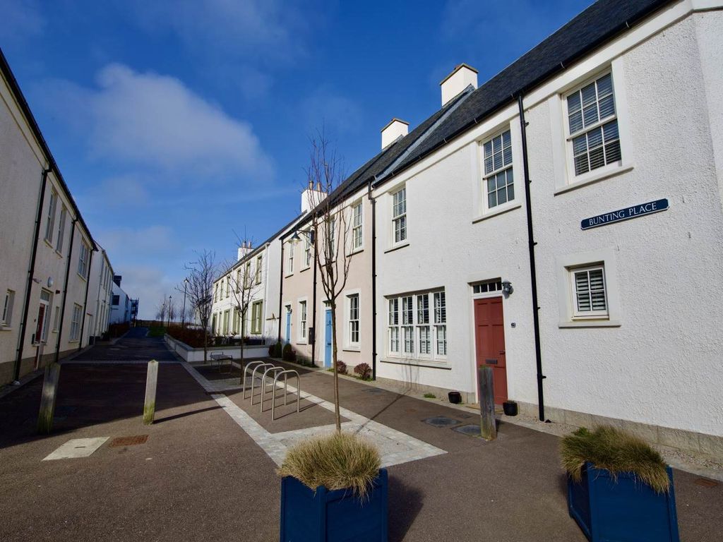 Property photo 3 of 9 Bunting Place_2