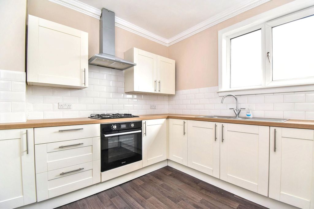 Property photo 3 of 12 Kitchen Angle 1