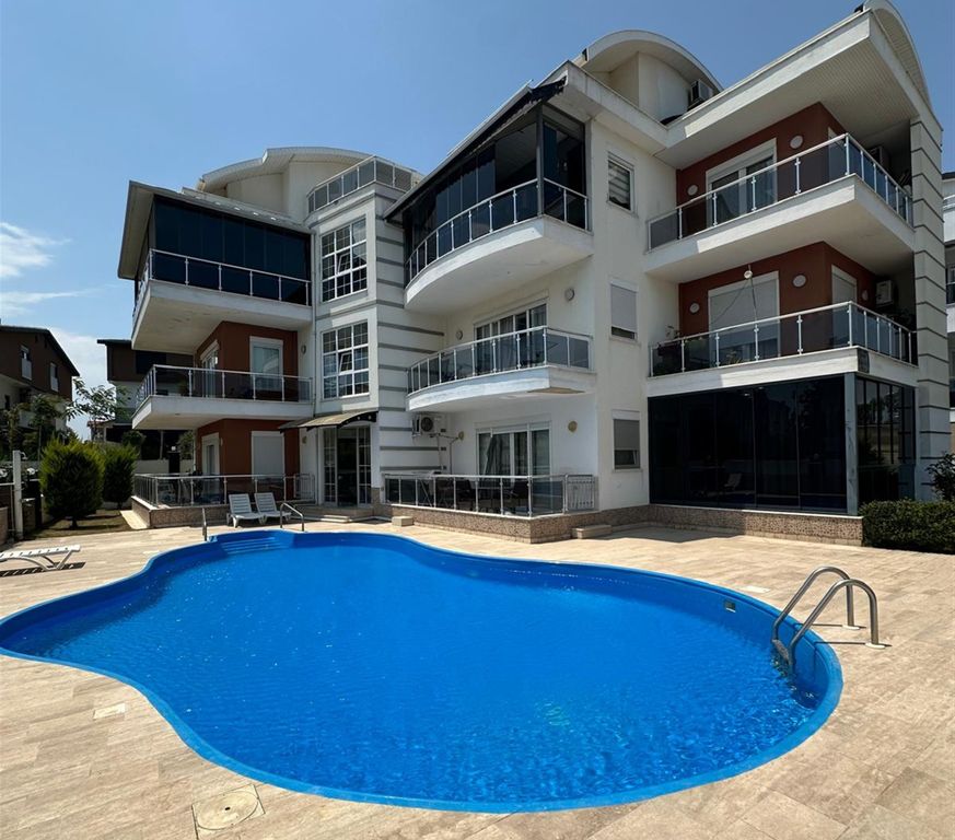Property photo 1 of 12 Delightful Apartment In Antalya For Sale - A Lovely Complex With A Communal Poo And Terraces