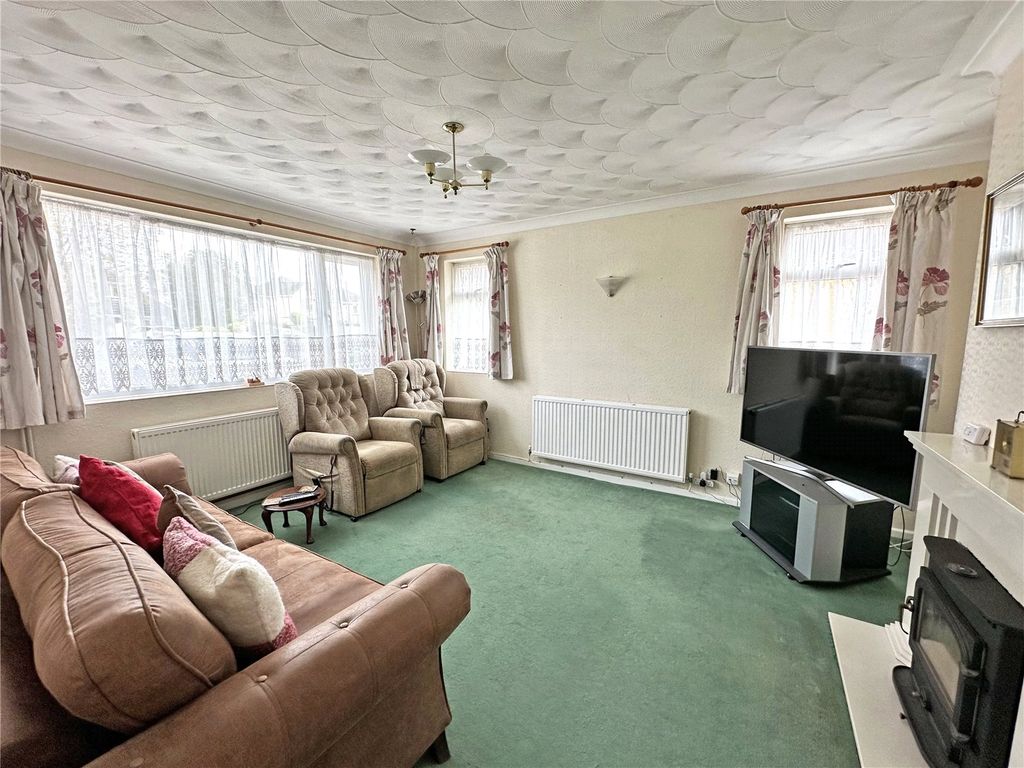 Property photo 3 of 15 Picture No. 10