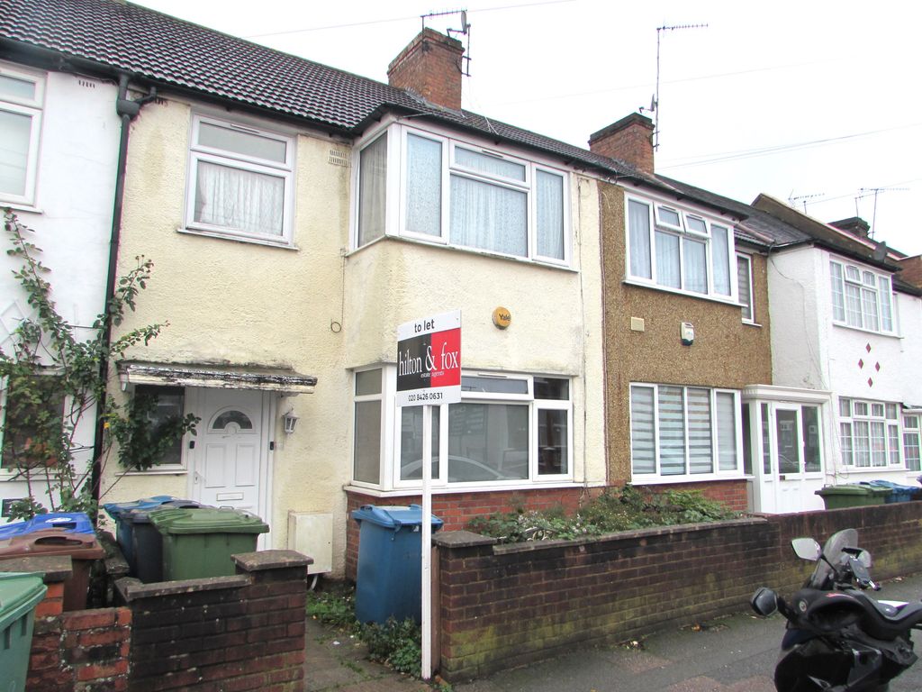 Property photo 1 of 7 Stanley Road, South Harrow Road, Middlesex Ha2