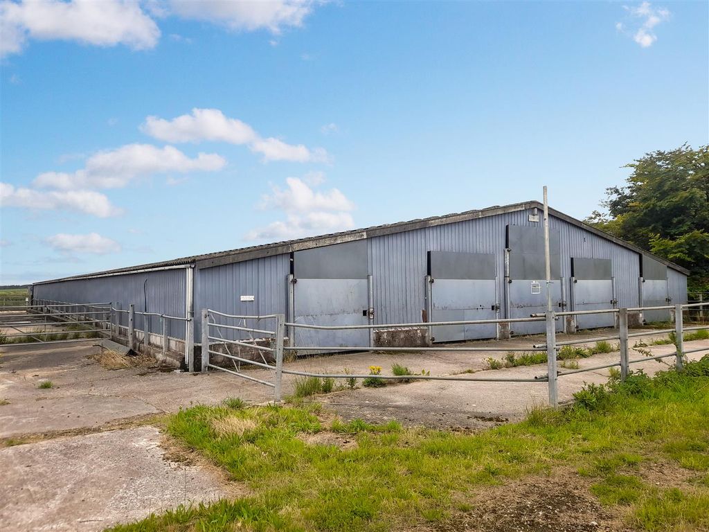 Property photo 1 of 5 Cubicle House - Front.Jpg