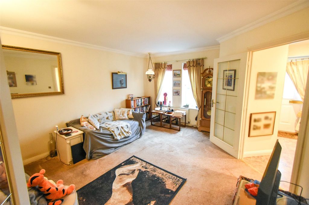 Property photo 2 of 11 Picture No. 07