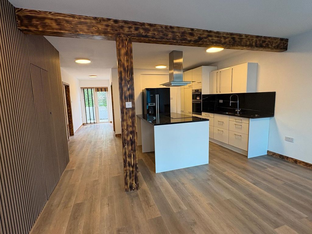 Property photo 2 of 23 Photo 1