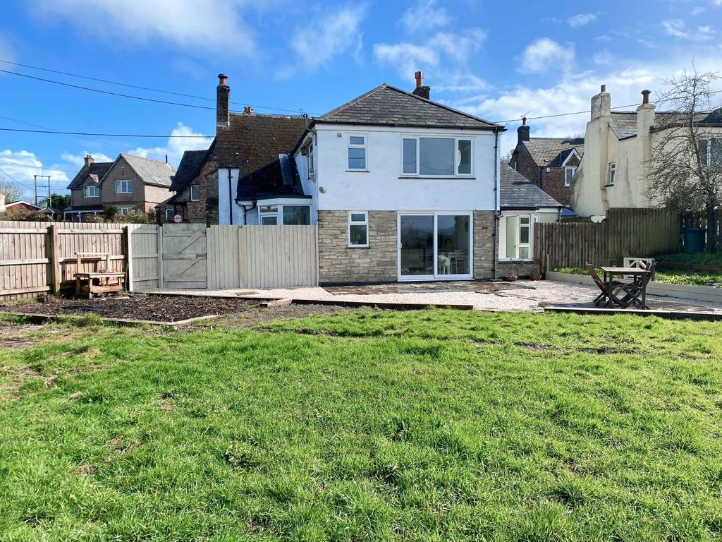 Property photo 1 of 18 Picture No. 01