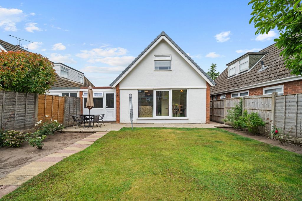 Property photo 2 of 34