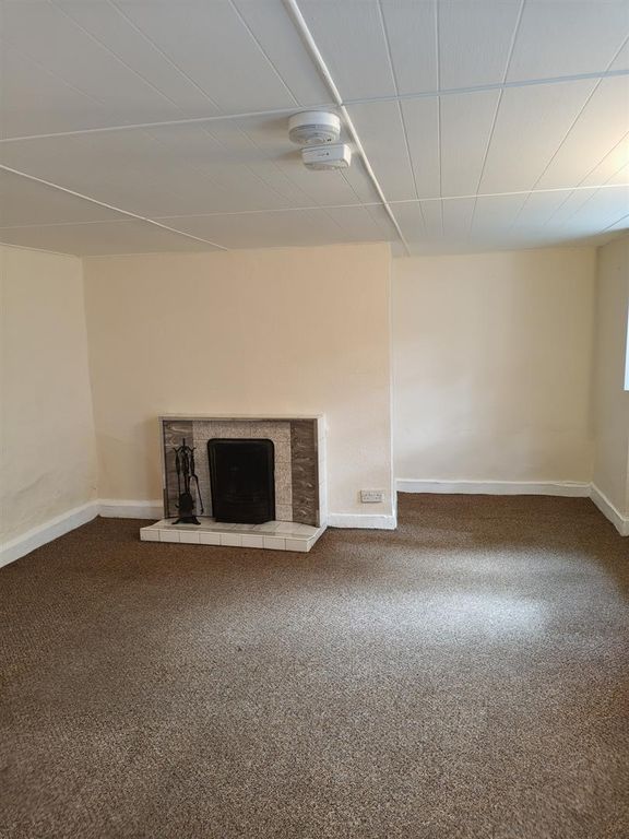 Property photo 3 of 24