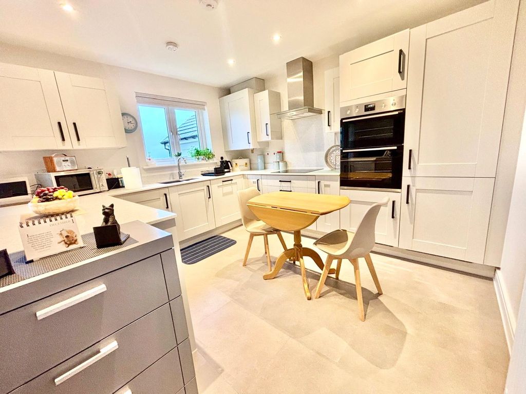 Property photo 3 of 9 Picture No. 05