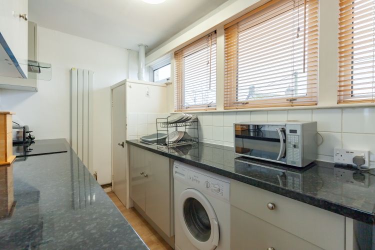 Property photo 3 of 8 273270