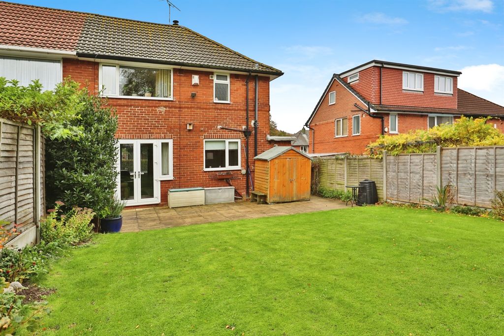 Property photo 2 of 16