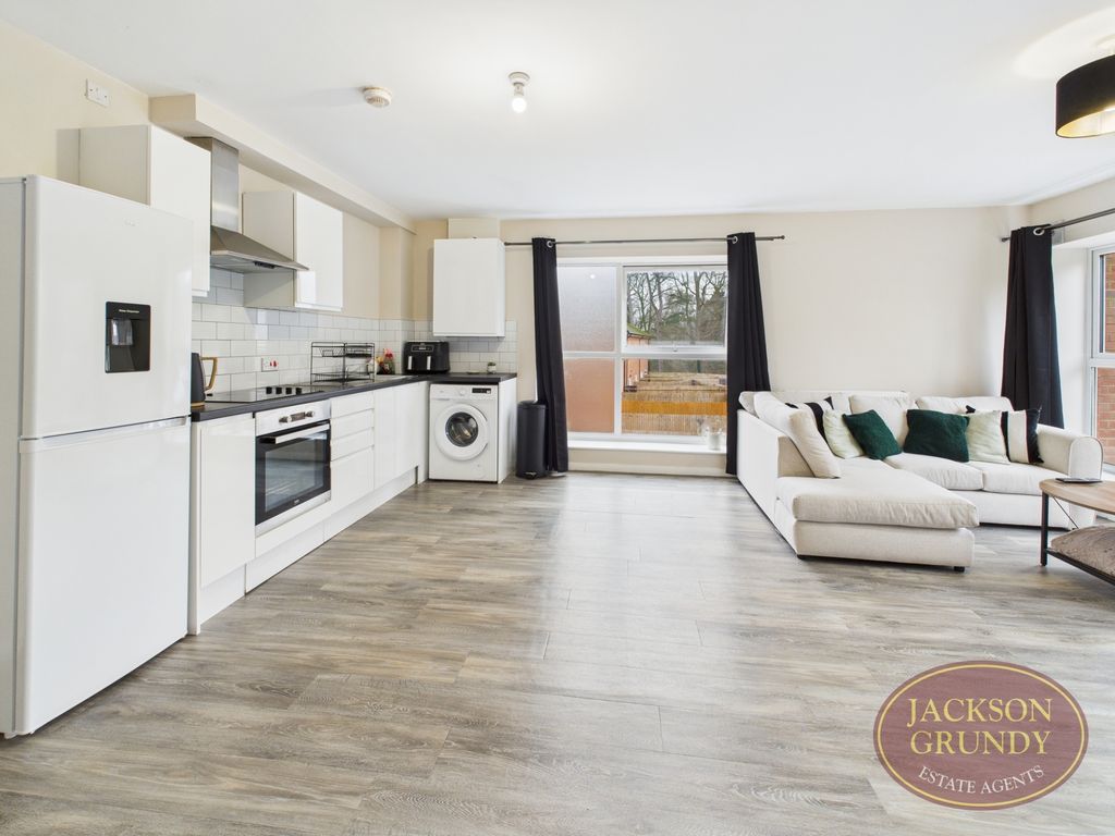 Property photo 3 of 16 St Georges House