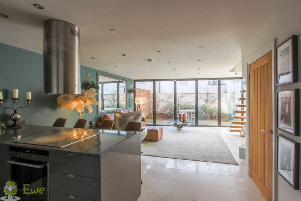 Property photo 2 of 14 Img_6368-Hdr