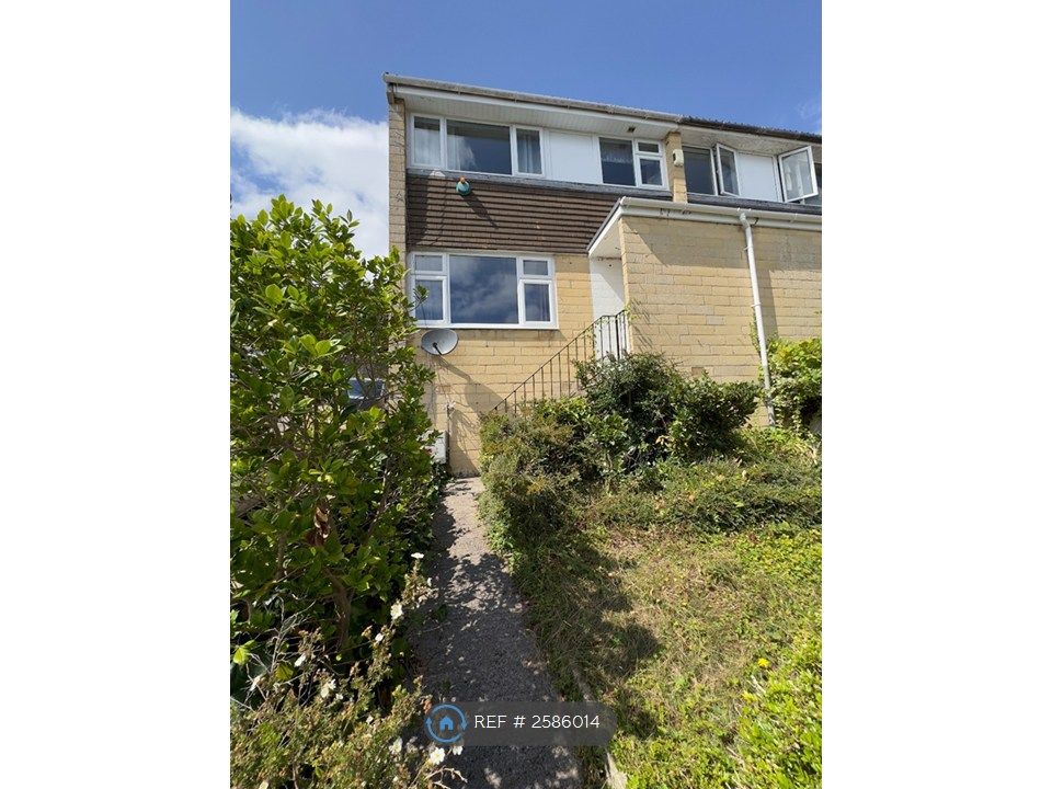 Property photo 2 of 28