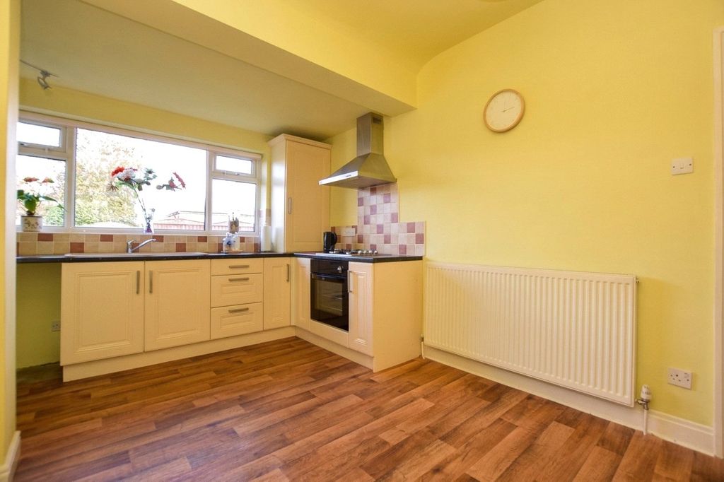 Property photo 2 of 13 Picture No. 21