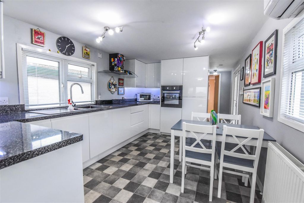 Property photo 2 of 16 Dsc_5580.Jpg