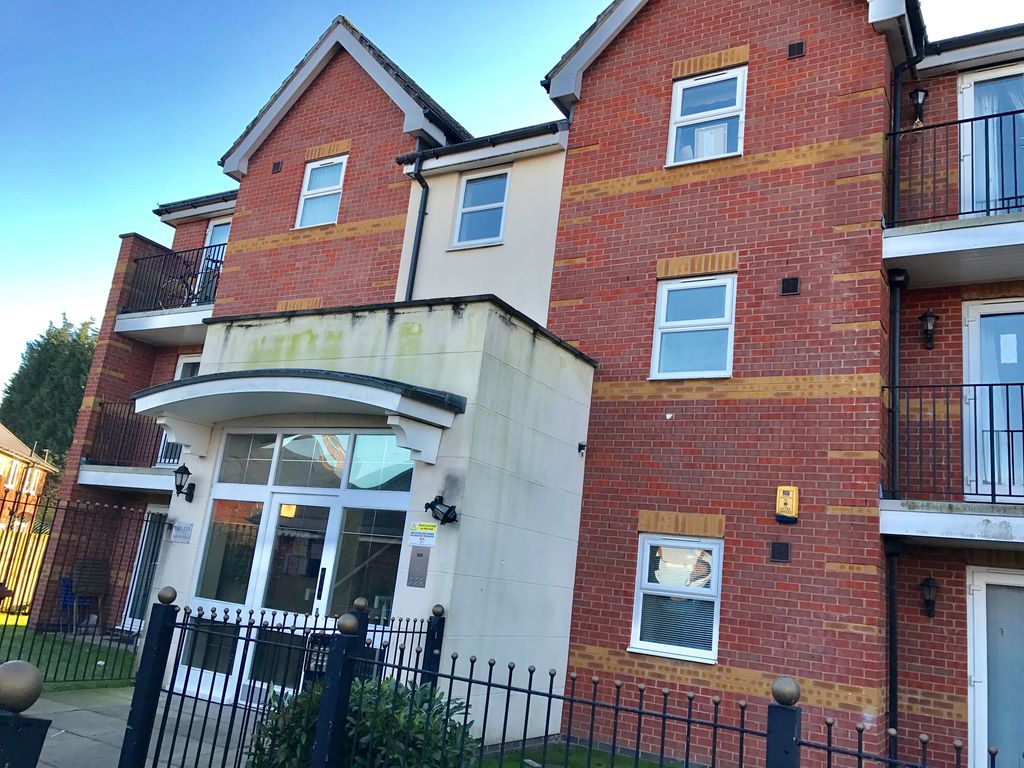 Property photo 1 of 8