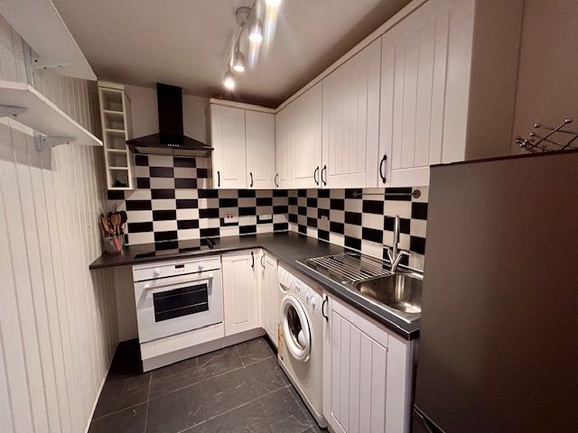 Property photo 3 of 11 Photo 3