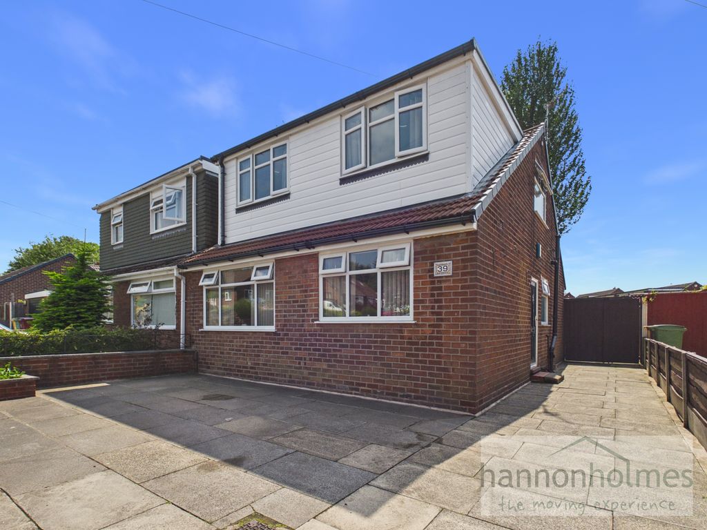 Property photo 1 of 40 Cam05283G0-Pr0200-Still001