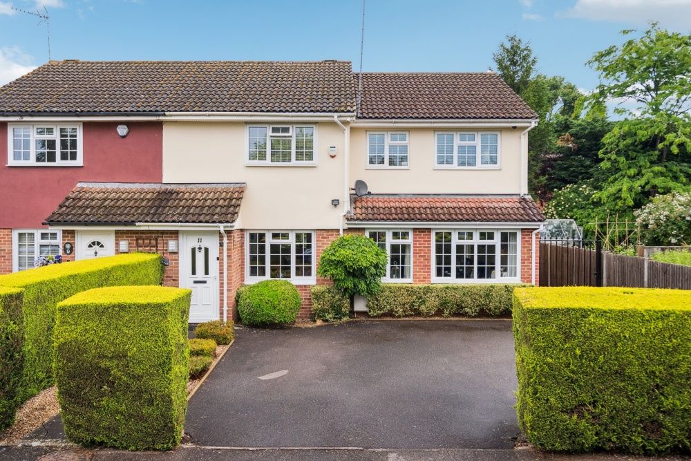 Property photo 1 of 16