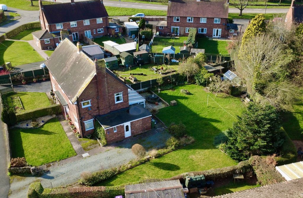 Property photo 2 of 22