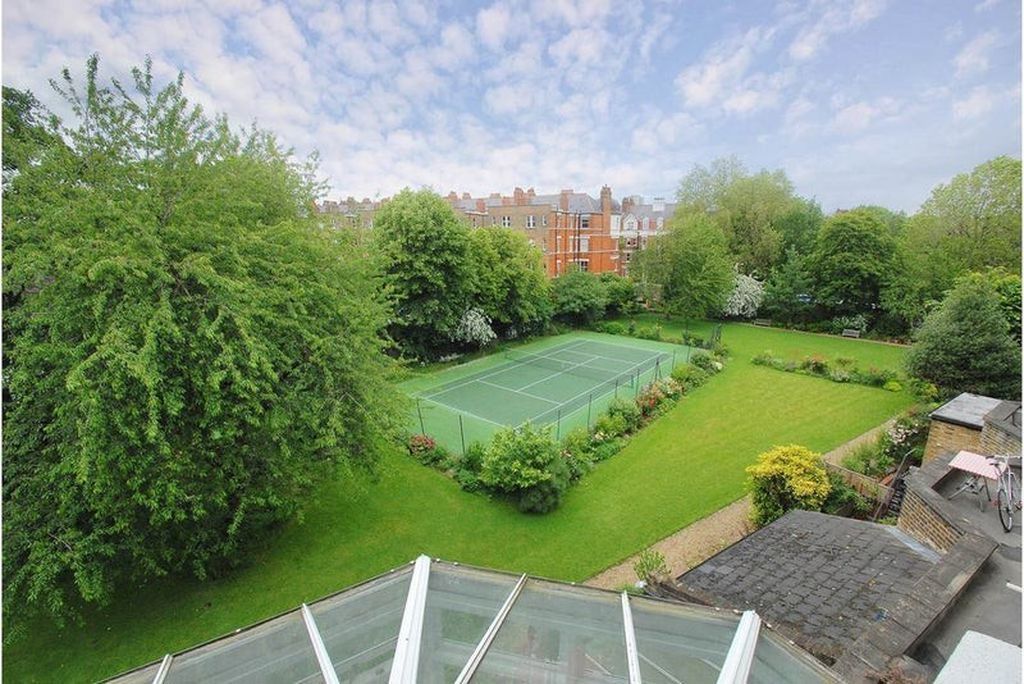 Property photo 3 of 10 Photo 10