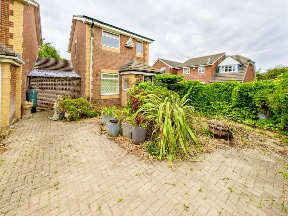 Property photo 1 of 33 Cam01530G0-Pr0300-Still045-Thumbnail-H750-70 2.Jpg