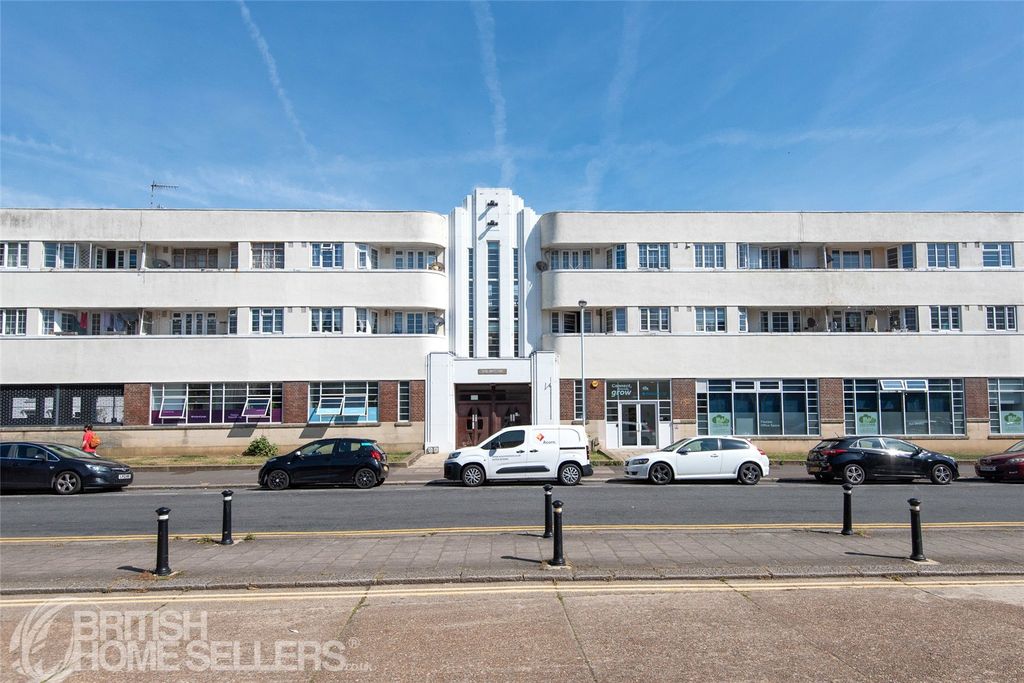 Property photo 1 of 17 Picture No. 03