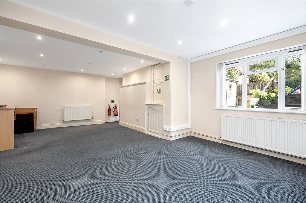 Property photo 3 of 11 Reception Room