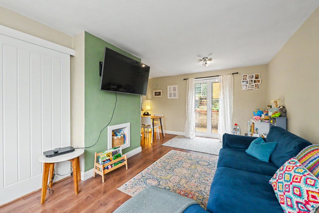 Property photo 3 of 14 5213914