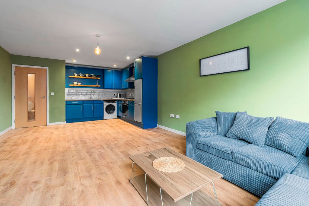 Property photo 2 of 14