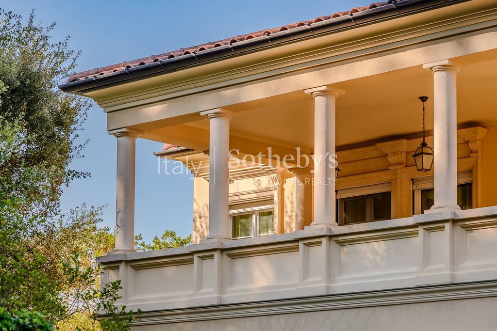 Property photo 2 of 29