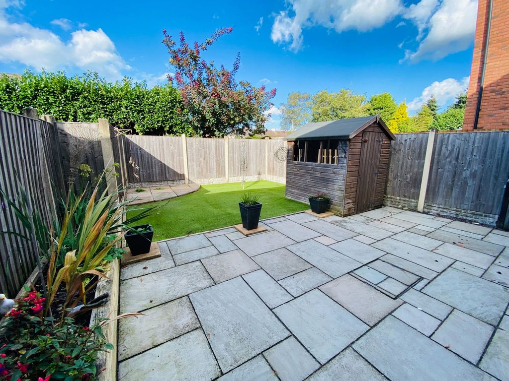 Property photo 3 of 23