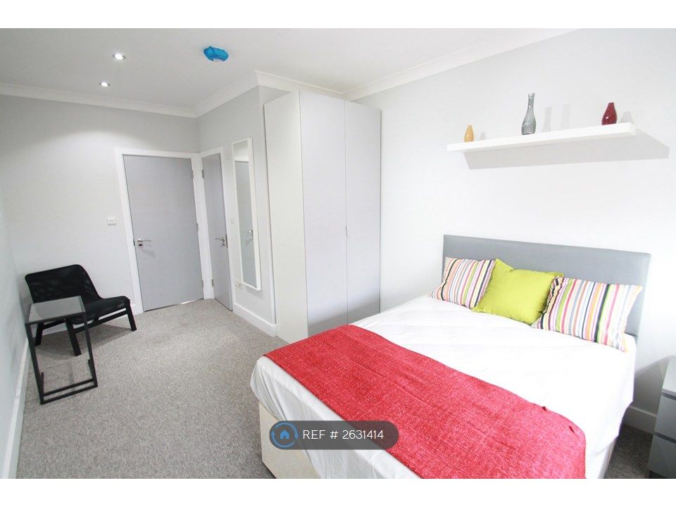 Property photo 1 of 5