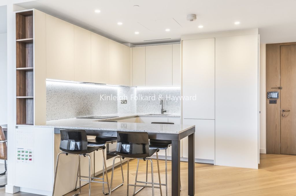 Property photo 3 of 13 56Caa36F-7815-49F3-8