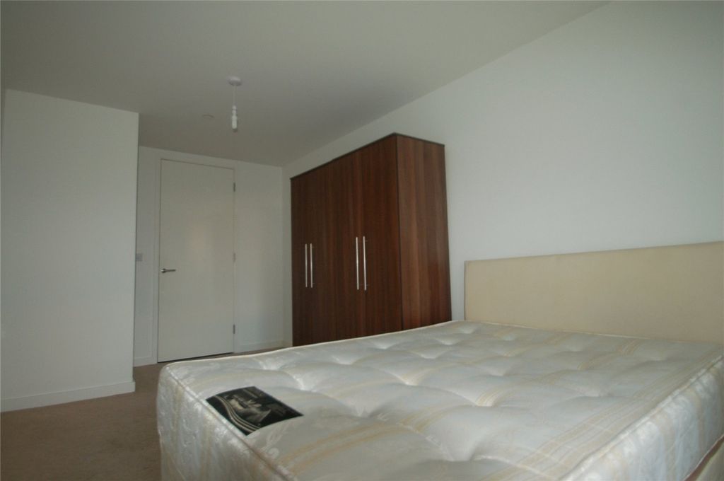 Property photo 3 of 6 Picture No. 02