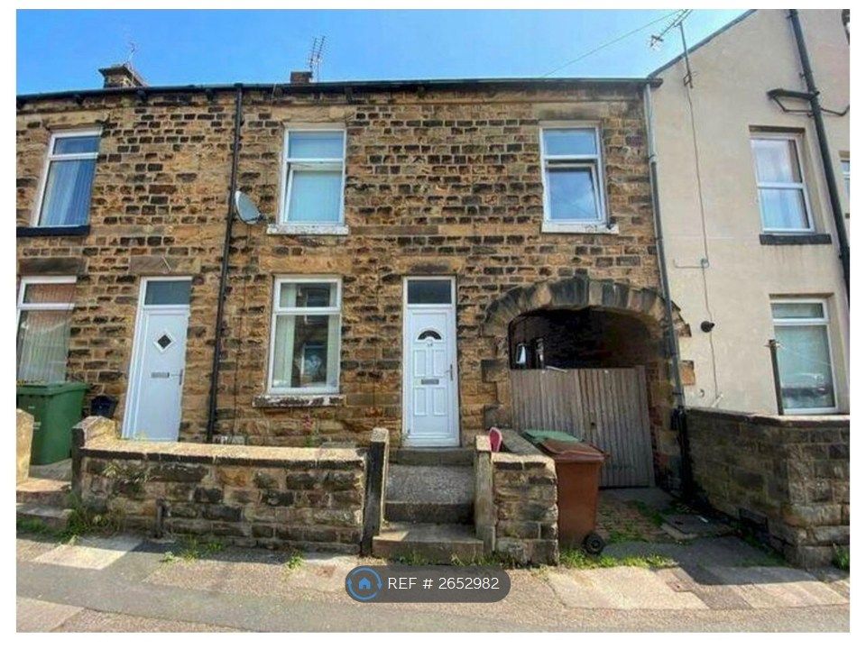 Property photo 1 of 17