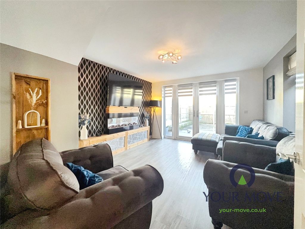 Property photo 3 of 15 Picture No. 05