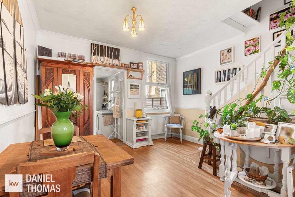 Property photo 1 of 26